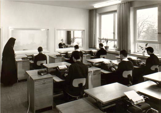 Berufsvorbereitender Stenographie Unterricht in der Vincke'schen Provinzial-Blindenanstalt