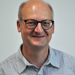 Dr. Stefan Schröder